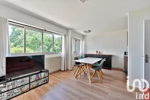 Apartment at Fontenay-aux-Roses (92260)