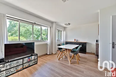 Apartment at Fontenay-aux-Roses (92260)