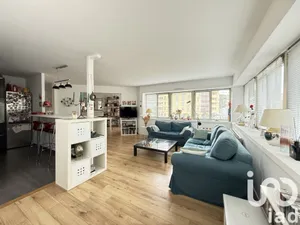 Apartment at Cachan (94230)