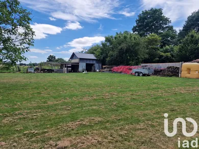 Terrain à bâtir à Saint-Macaire-du-Bois (49260)