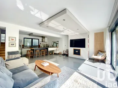 Maison à Marly-le-Roi (78560)