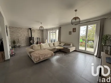 Maison traditionnelle à Vert-Saint-Denis (77240)