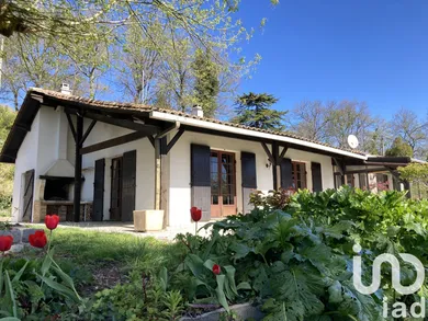 House at Fronsac (33126)