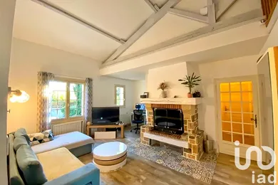 Pavillon à Azay-le-Brûlé (79400)