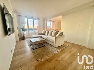 Apartment in Le Bourget (93350)