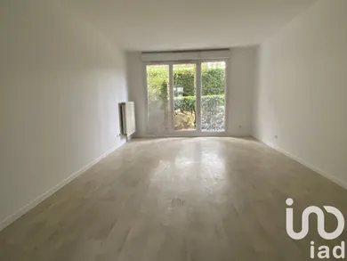 Apartment in Croix (59170)