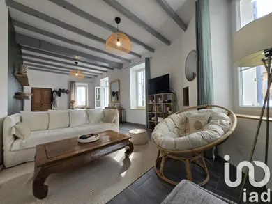Village house in La Motte-d'Aigues (84240)