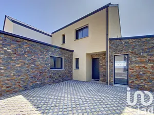 Pavillon à Saint-Père-Marc en Poulet (35430)