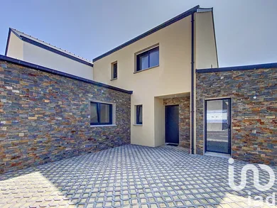 Pavillon à Saint-Père-Marc en Poulet (35430)