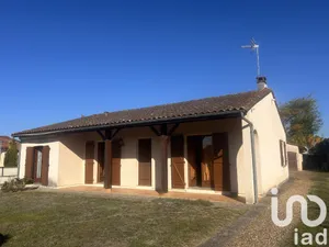 Maison à Saint-Médard-de-Guizières (33230)