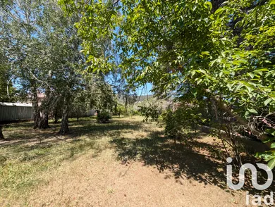 Building plot in Peyruis (04310)