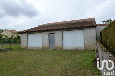 Maison à Ruffec (16700)