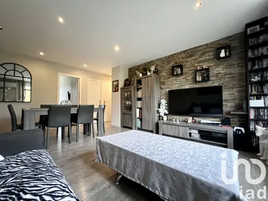 Apartment in Le Pont-de-Claix (38800)