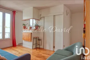 Apartment at Paris (75018)