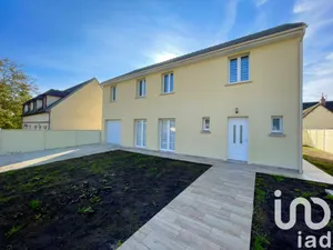 Maison à Goincourt (60000)