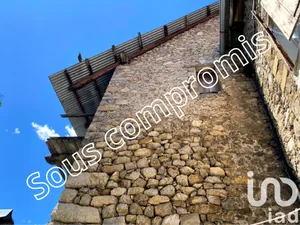 Maison de campagne à Sauze (06470)