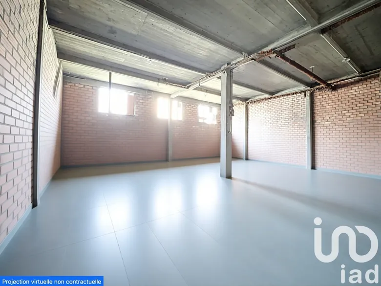 Immeuble 8 pièces 179 m² · à Port-Saint-Louis-du-Rhône · 179 m² · 290 000 €