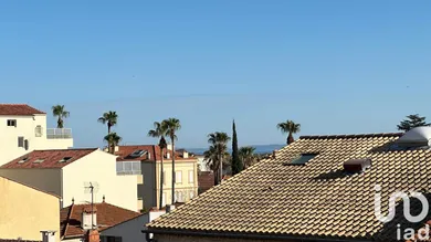 Apartment at Hyères (83400)
