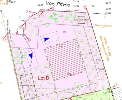Building plot in Montmorency (95160)