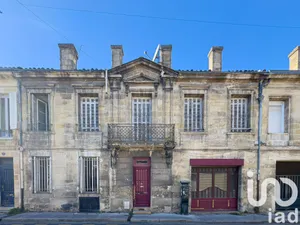 Building at Bordeaux (33800)