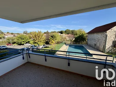 Apartment at Figeac (46100)