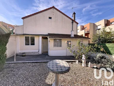 Maison à Arcueil (94110)