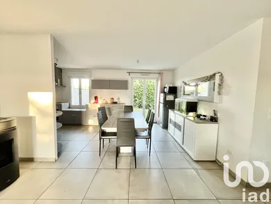 Detached house in Dammard (02470)