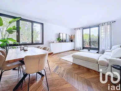 Apartment in Paris (75014)