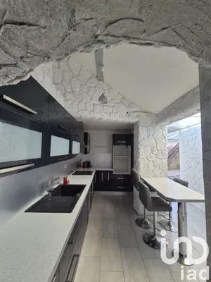 Townhouse at Chéroy (89690)