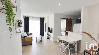Apartment in Six-Fours-les-Plages (83140)