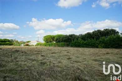 Building plot at Larra (31330)