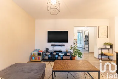 Apartment in Aix-en-Provence (13100)