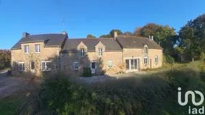 House at Le Mené (22330)