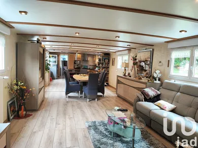 Barge at Compiègne (60200)