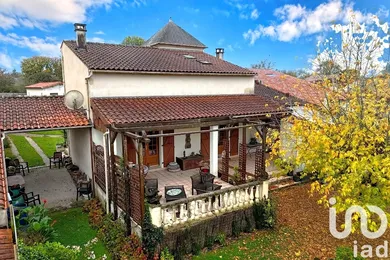 Maison à Bussac-sur-Charente (17100)