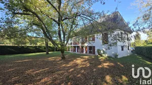 Maison de campagne à Géronce (64400)