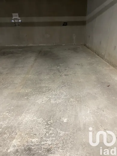 Parking à Saint-Fargeau-Ponthierry (77310)