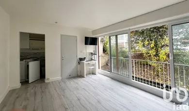 Apartment in Antony (92160)