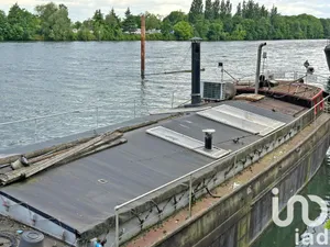 Péniche à Conflans-Sainte-Honorine (78700)
