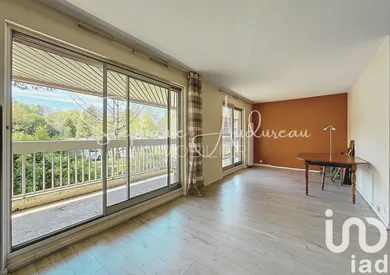 Apartment in Verrières-le-Buisson (91370)