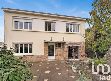 Maison à Indre (44610)