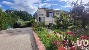 Traditional house at Pannes (45700)