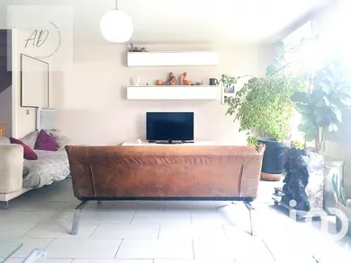 House in Ivry-sur-Seine (94200)