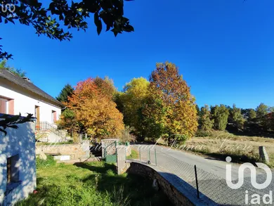Maison à Peyre en Aubrac (48130)