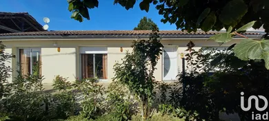 Traditional house at Val-de-Livenne (33860)