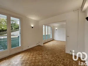 Apartment at Sèvres (92310)