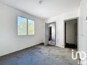 Apartment in Grenoble (38100)