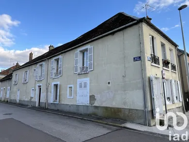 Building in Vendeuvre-sur-Barse (10140)