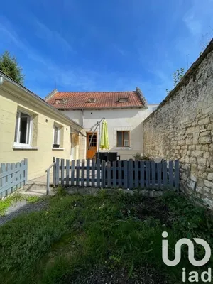 Building in Attichy (60350)