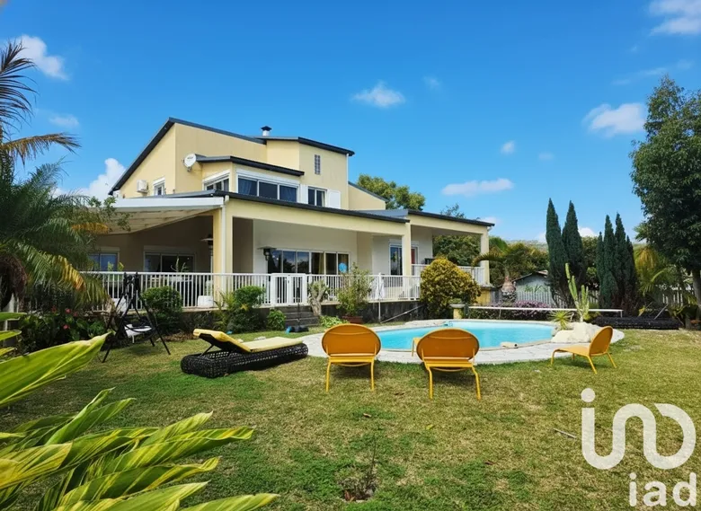 Maison 7 pièces 349 m² · à Le Tampon · 349 m² · 835 000 €
